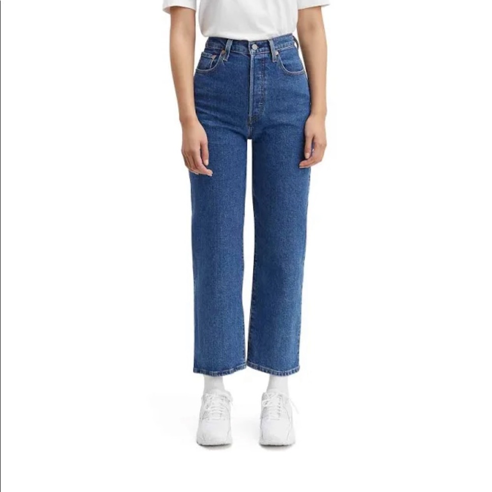 Levi's Women's Straight Leg Jeans - Blue